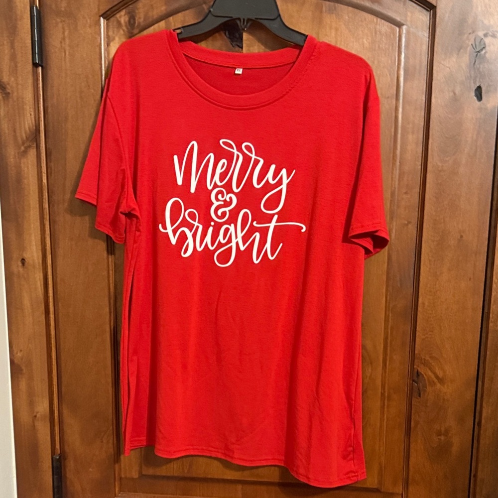 Source Unknown Red 'Merry & Bright' Women's Top